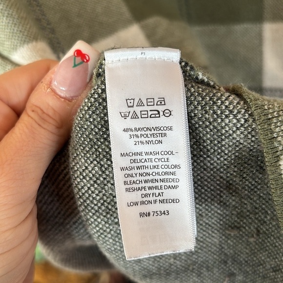 Rachel Zoe Olive Green & White Plaid Cropped Checkered Turtleneck Sweater - Picture 10 of 12